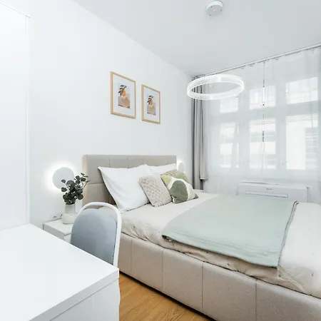 Apartamento Rentero Warm And Bright At