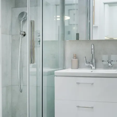 Rentero Warm And Bright At Lägenhet